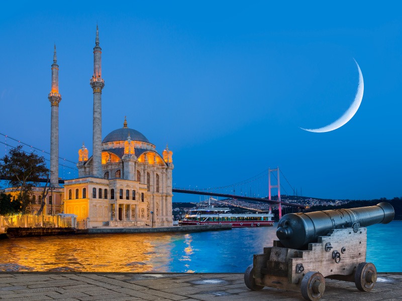 Panoramic image showcasing the beauty of Turkey and Dubai cities